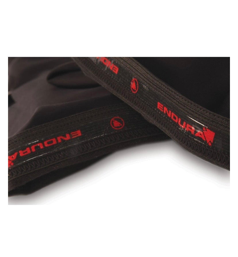 Endura Full Zip Leg Warmers โ Black